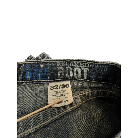 ARIAT Jeans M2 Mens Relaxed Legacy Bootcut TAG SZ 32X30 Blue 10015881 distressed - Picture 3 of 14